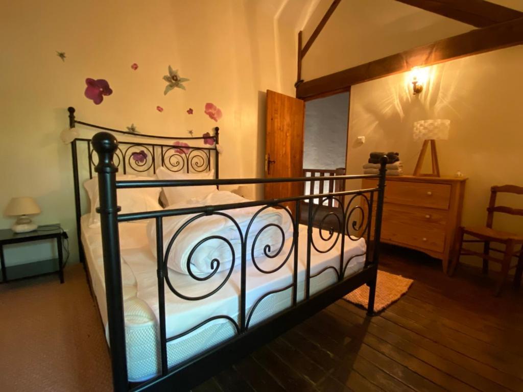 Holiday Home La Brijopa Bazoges-en-Pareds Esterno foto